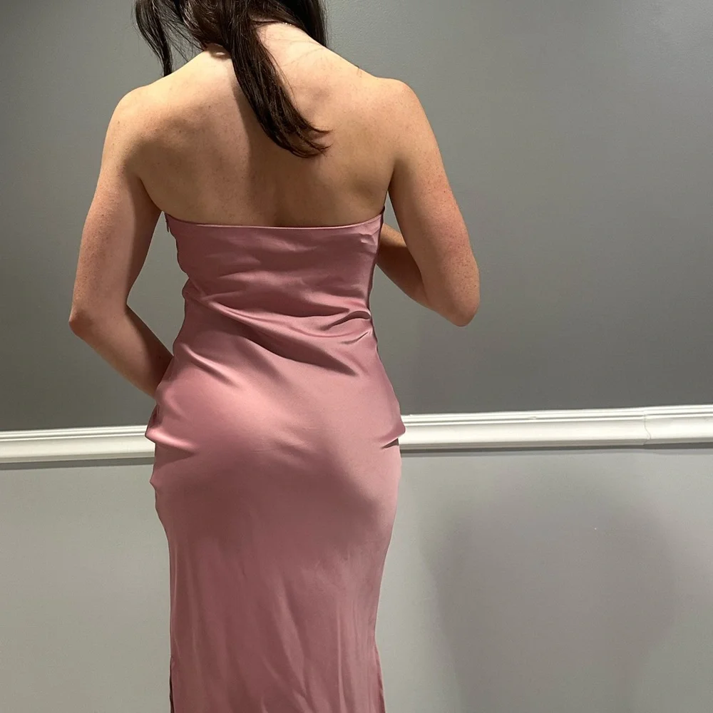 Elegant Pink Silk Dress - Picture 3 of 4